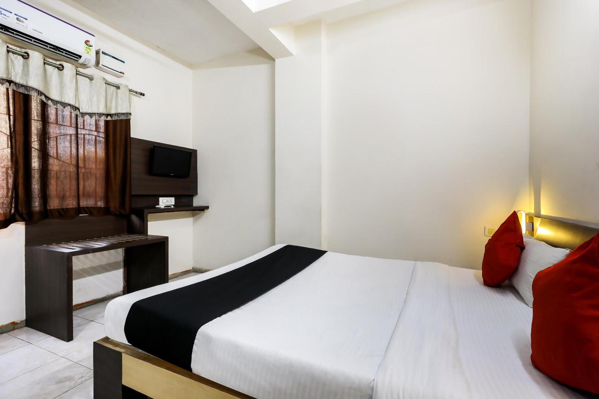 Collection O 3761 Hotel Shree Datta Indore Eksteriør billede